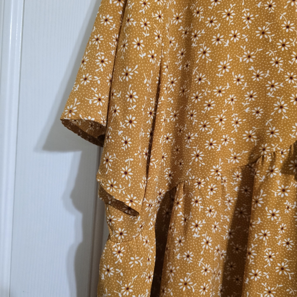 Floral Mustard Tie-Front Blouse Shein 2XL - Picture 3 of 6